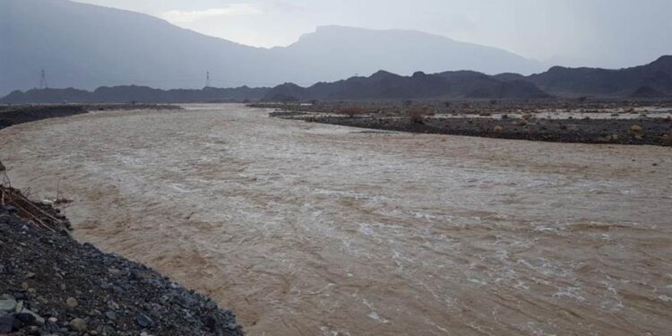أمطار الخير على ولاية سمائل