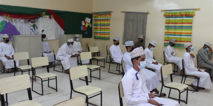 صحية الداخلية تبدأ بتطعيم طلبة المدارس للفئة العمرية 12 سنه فما فوق