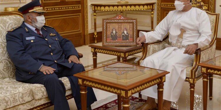 النعماني يستقبل رئيس أركان القوات المسلحة بدولة قطر
