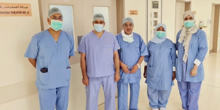 الأولى من نوعها بمستشفى صور .. نجاح عملية تجميل لتقويم الأنف الخارجي