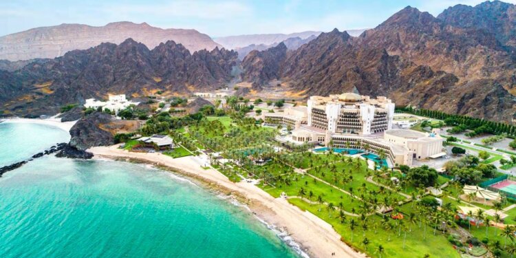 فندق قصر البستان “الريتز – كارلتون”.. الوجهة العائلية لذكريات خالدة