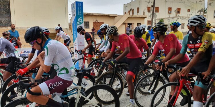 إسدال الستار على طواف صلالة للدراجات الهوائية بمحافظة ظفار