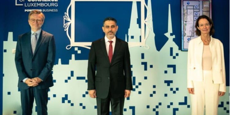 السلطنة ولكسمبورغ تبحثان أوجه التعاون التجاري والاستثماري بينهما