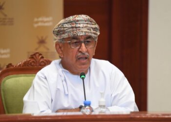وزير الصحة: السلطنة في تحسُّن مستمر ومتواصل والأرقام مُريحة جدًا
