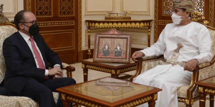 النعماني يستقبل مسؤولاً نمساوياً