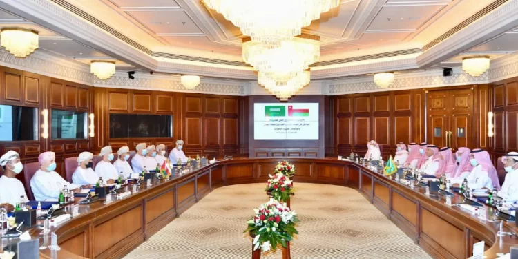 الفريق العماني السعودي يقوم بزيارة تفقدية إلى منفذ الربع الخالي