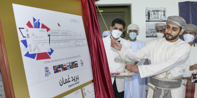 بريد عُمان تصدر طابعًا جديدًا احتفالًا باستضافة بطولة كأس العالم للكريكت 2021