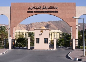 بأكثر من 64 ألف .. تمويل 12 مشروعا بحثيا