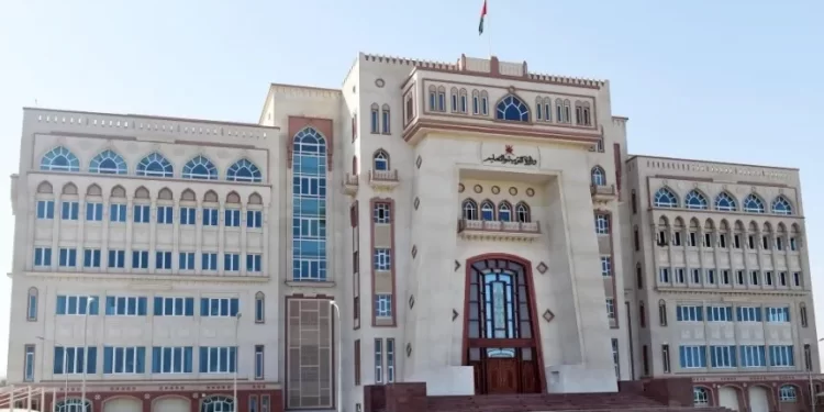 بيان من “التربية والتعليم” حول ما يتداول عن الكتب الدراسية