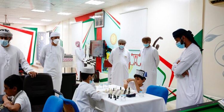 بالتعاون مع وزارة العمل
