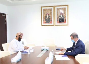 جامعة الشرقية وحديقة حيوانات” سفاري إبراء” يوقعان مذكرة تعاون في برنامج الطب البيطري
