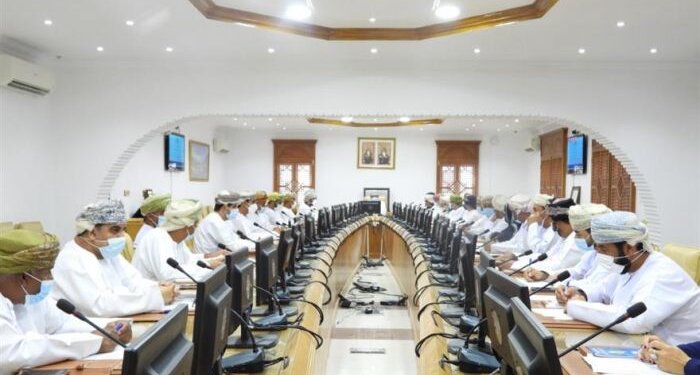 المجلس البلدي يناقش عددًا من الموضوعات من بينها الحوادث المرورية الناتجة عن الحيوانات السائبة