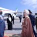 في زيارة رسمية .. وزير الخارجية الإيراني يصل سلطنة عمان