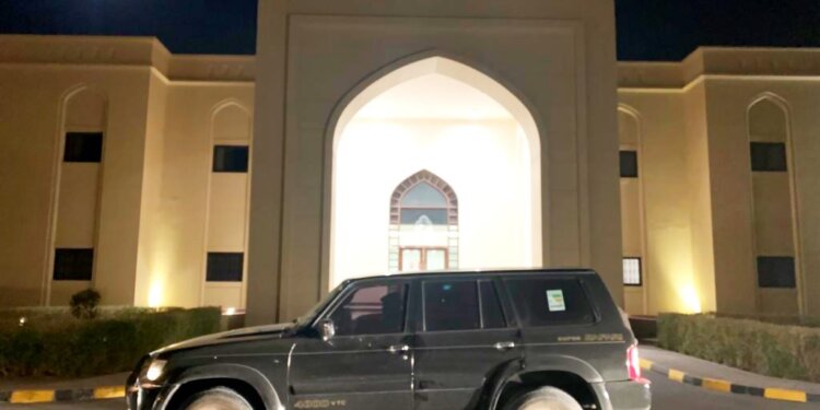 ضبط سائق عرض حياته وحياة الآخرين للخطر