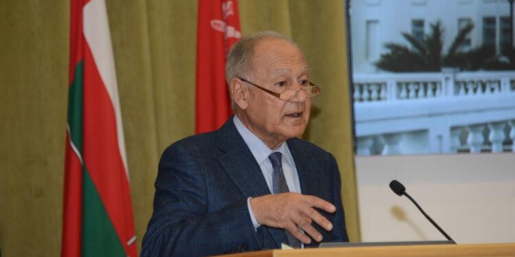 كلية الدفاع الوطني تستضيف الأمين العام لجامعة الدول العربية