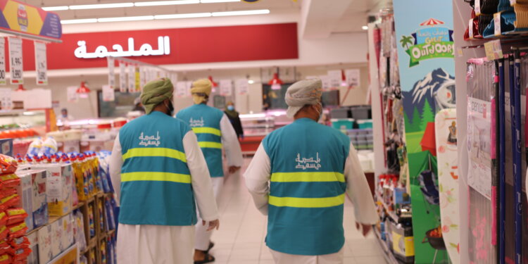 حملات تفتيشية لأكثر من 40  محلًا تجاريًا