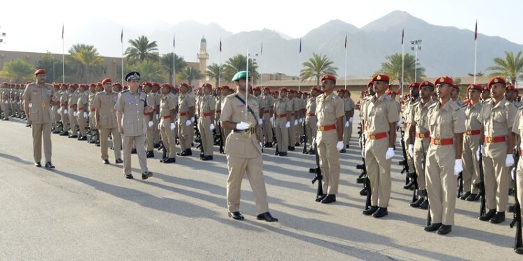 تخريج دفعة من الجنود المستجدين بالجيش السُّلطاني العُماني