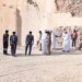 “الشريقي” يزور موقع الانهيار الجبلي في ولاية عبري