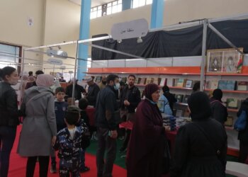 جناح سلطنة عُمان يشهد إقبالا كبيرا بمعرض الكتاب بالجزائر الثقافة والرياضة تشارك في الصالون الدولي للكتاب