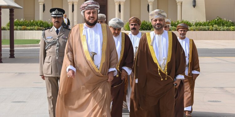 سمو السيد أسعد يتوجه إلى السعودية