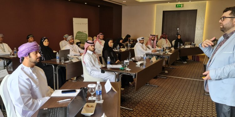 بمشاركة موظفين من الهيئات والبورصات الخليجية.. “هيئة سوق المال”تنظم ورشة عملية في صلالة