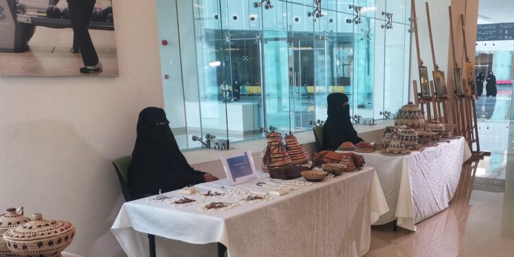 ظفار تحتفل بيوم المرأة العُمانية