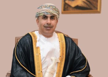 وزير الصحة يوجه بإلغاء بعض رسوم وتعديل إجراءات فحص الوافدين