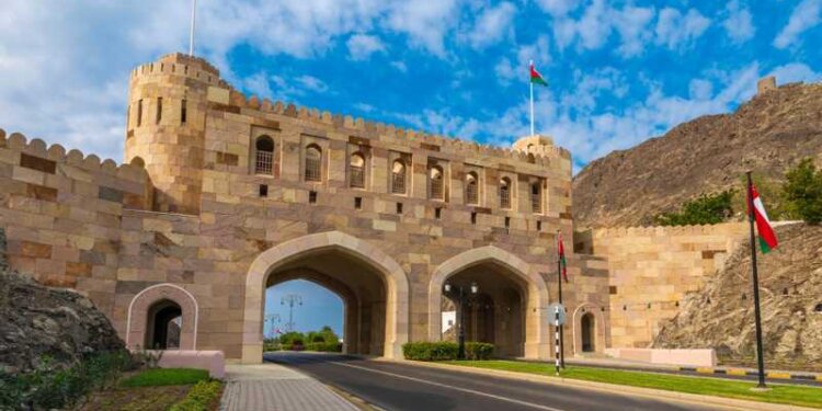 لزائري سلطنة عُمان.. إليكم هذه الإرشادات السياحية الهامة