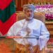 جلالتُه يشيد بدور مجلس الشورى وأعضائه