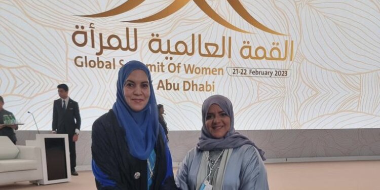 لجنة رياضة المرأة تشارك في القمة العالمية للمرأة بالإمارات