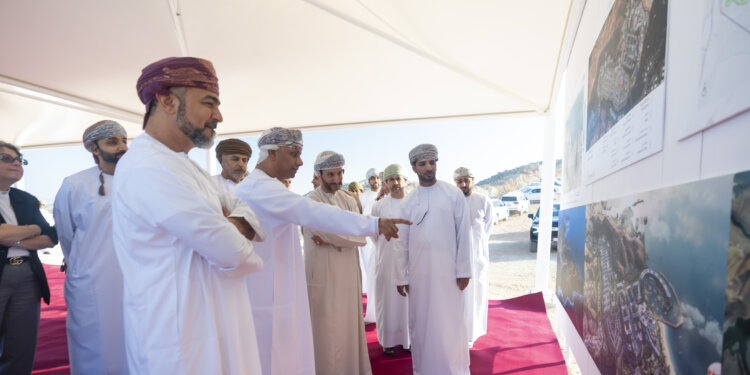 يُتوقع افتتاحه في الربع الأول من العام القادم .. “عُمران” تزور منتجع Nikki Beach