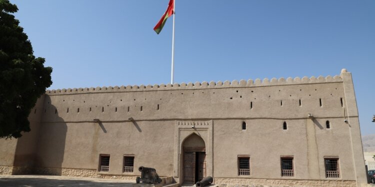 ترميم وصيانة المواقع التاريخية والأثرية بسلطنة عُمان