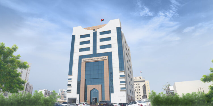 للمؤسسات الصغيرة والمتوسطة..  فتح باب التسجيل للنسخة الثالثة من مبادرة “التدريب على رأس العمل”