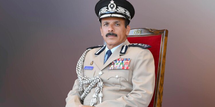 المفتش العام للشرطة والجمارك يصدر قرارًا