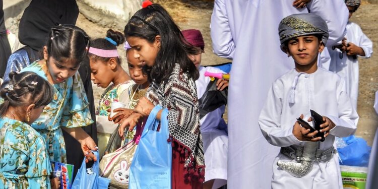 ما أضيق العيش لولا فسحة “العيد” !