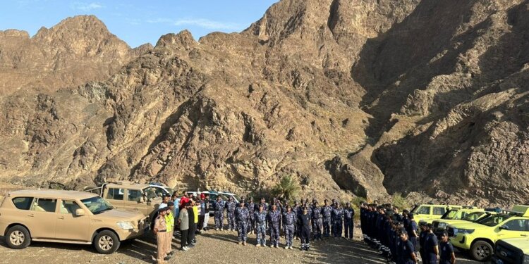 محضة.. وفاة 3 أشخاص جراء انجراف مركبتهم في مجرى وادي