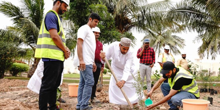 في يومها الأخير.. حملة “أسبوع نماء في ظفار” تؤكد ضرورة تبني مفهوم الاستدامة