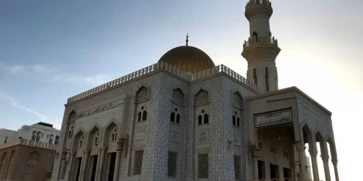 تتجاوز بعضها 2000 ريال عُماني.. ارتفاع في الاستهلاك الشهري لمستحقات الكهرباء والمياه لعدد من المساجد