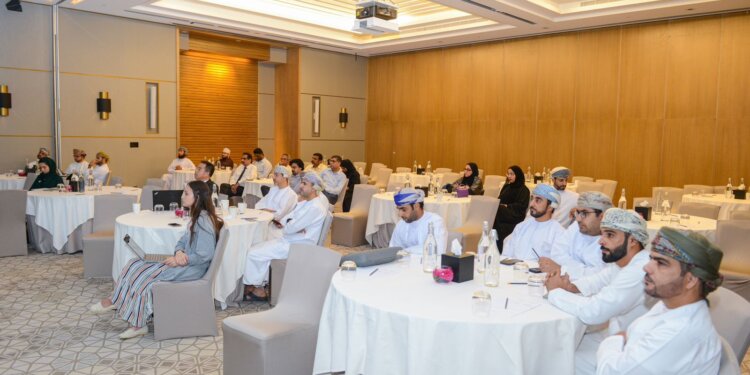 هيئة البيئة تنفذ ورشتي عمل حول الاستراتجية الوطنية منخفضة الانبعاثات الكربونية وتشجيع المبادرات والمشاريع في قطاع النقل