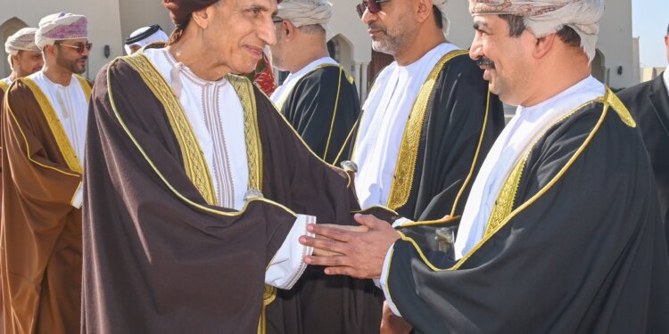 السيد فهد بن محمود يغادر البلاد متوجهًا إلى قطر
