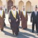 أمير قطر في مقدمة مستقبليه.. السيد فهد بن محمود يصل الدوحة