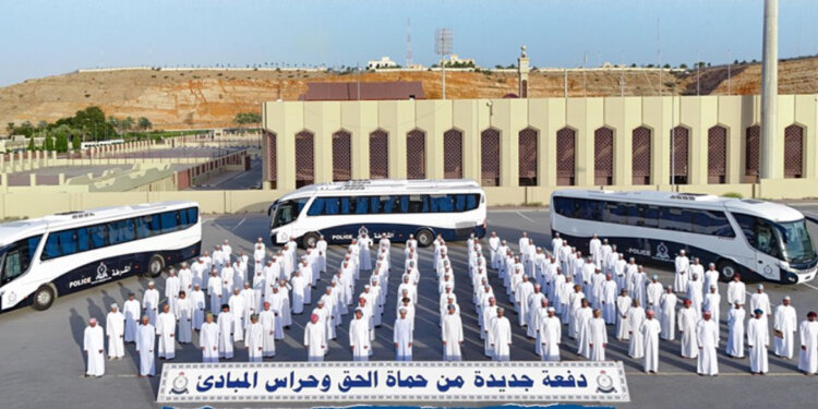 “الشرطة” تعزز صفوفها بكوادر فنية جديدة