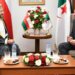 وزير الخارجية يلتقي مسؤولًا جزائريًّا