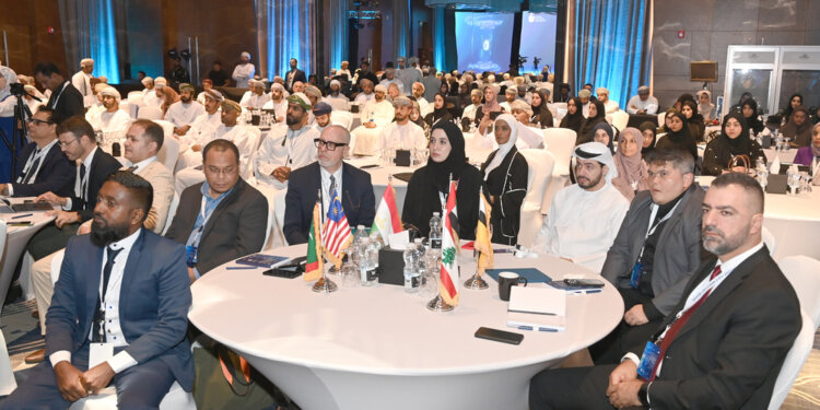 مسقط تحتضن حلقةُ عمل إقليمية حول ميثاق العالم الإسلامي للذكاء الاصطناعي في منطقتي آسيا والشرق الأوسط