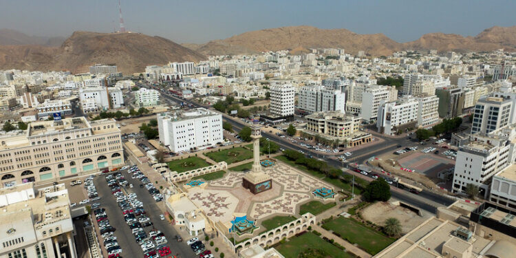 “المركزي العماني” يكشف عن ارتفاع في النقد وشبه النقد.. تعرّف على التفاصيل