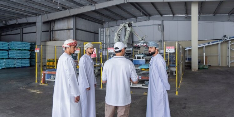 بدءُ المرحلة الأولى من تقييم مصانع الإنتاج الذكي