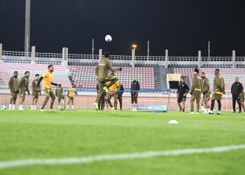 الأحمر العُماني يبدأ تدريباته لمواجهة الكويت في افتتاح خليجي 26