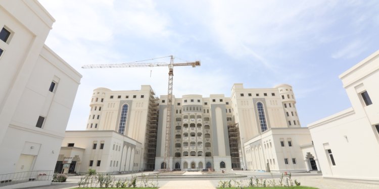 مجمع الابتكار مسقط يحتضن أول مختبر للموائع الدقيقة في الشرق الأوسط