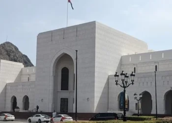 مساعٍ عمانية تعيد مجسم (رأس مقدمة سفينة الإمام) إلى المتحف الوطني