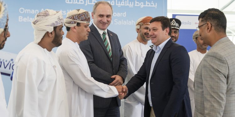 مطار صلالة يستقبل أولى رحلات الخطوط الجوية بيلافيا البيلاروسية